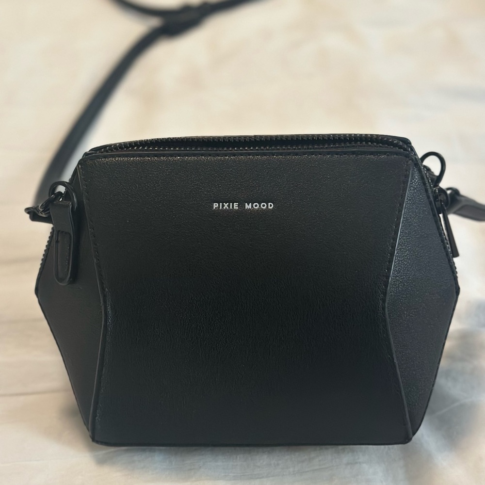 Pixie Mood Black Geometric Crossbody